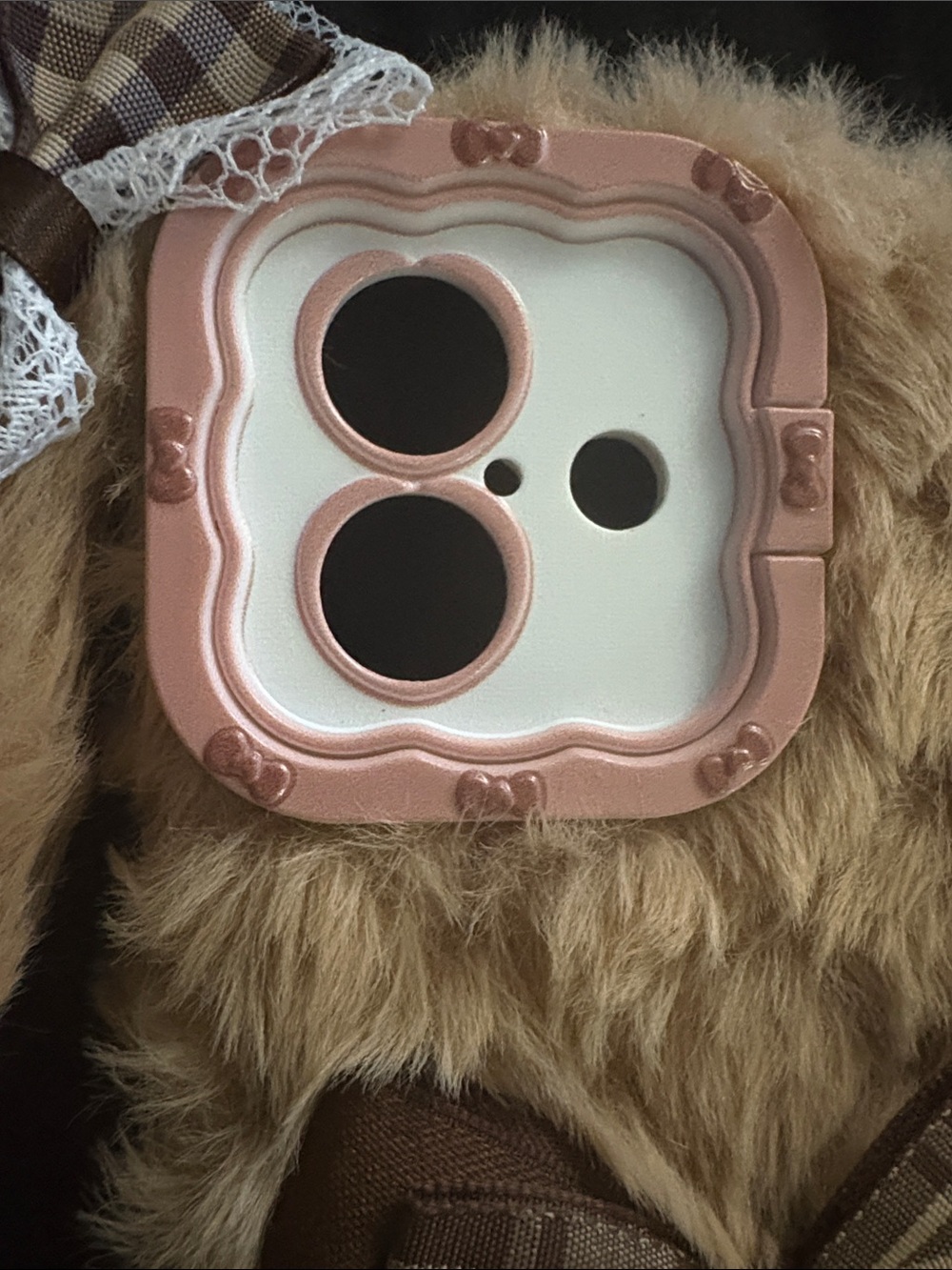 Furry Rabbit iPhone 17 phone case - Picture 3 of 8